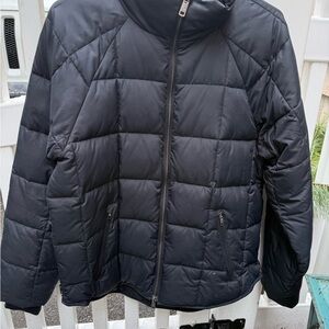 Black Puffer Jacket fiber fill for extra warmth